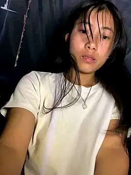 EmLy02 online show from October 14, 1:06 am