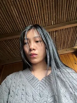 EmLy02 online show from April 19, 2:33 am