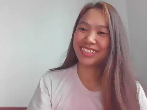 fanchunn online show from March 11, 1:55 am