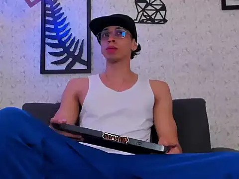 nicolai drake online show from October 1, 2:06 am