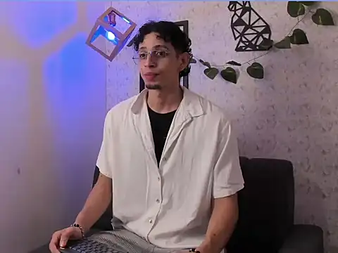 nicolai drake online show from October 15, 12:55 am