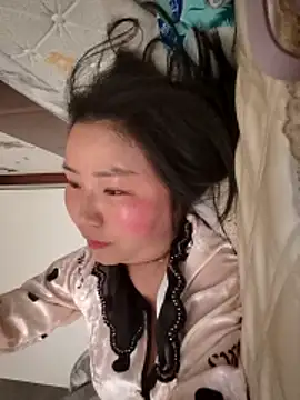 lingling5200 online show from May 10, 5:01 am