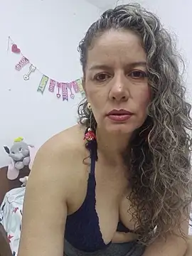 Nina vallon online show from January 9, 11:02 am