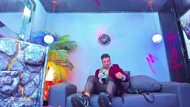 dennis cox1 online show from September 20, 4:24 am