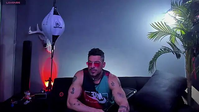 dennis cox1 online show from January 18, 7:34 am