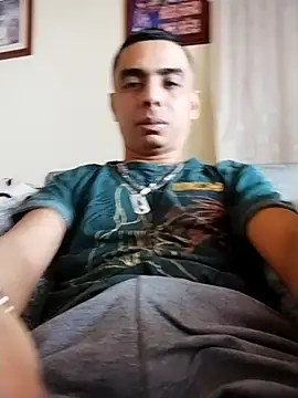 Snapshot of PasivoVergon20C chatting on October 18, 5:35 pm PasivoVergon20C online show from October 18, 5:35 pm