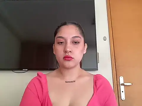 smokemilv online show from October 18, 5:46 pm