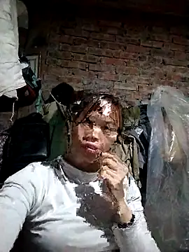   Ngoc20   online show from February 12, 12:44 pm