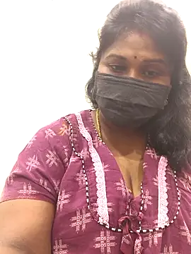 Snapshot of chaitara-reddy chatting on May 11, 4:04 pm chaitara-reddy online show from May 11, 4:04 pm