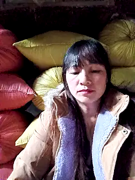 Snapshot of Mini3333 chatting on November 17, 1:44 am Mini3333 online show from November 17, 1:44 am