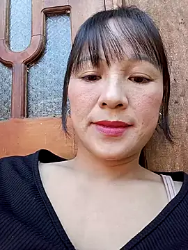 Snapshot of Mini3333 chatting on November 23, 2:33 am Mini3333 online show from November 23, 2:33 am