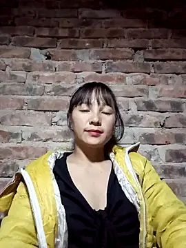 Snapshot of Mini3333 chatting on December 2, 9:21 pm Mini3333 online show from December 2, 9:21 pm