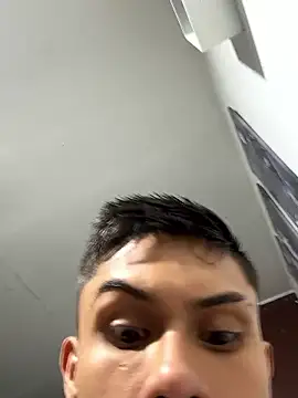 Snapshot of Manuel99boy chatting on October 1, 6:52 am Manuel99boy online show from October 1, 6:52 am