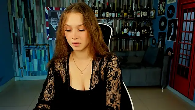 Snapshot of ArielSykes chatting on September 19, 6:41 pm ArielSykes online show from September 19, 6:41 pm