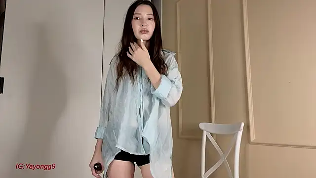Snapshot of yayongg chatting on September 28, 1:16 pm yayongg online show from September 28, 1:16 pm
