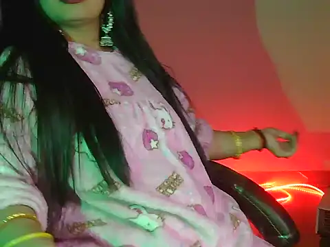 Hot shaly online show from November 10, 5:01 pm