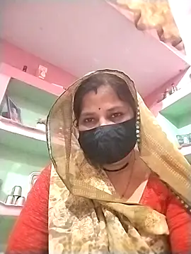 Rajnee33A online show from April 12, 4:45 pm