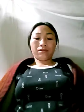 lucybaby00 online show from April 2, 8:50 pm