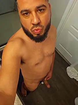 Snapshot of mrdaddy1984 chatting on December 20, 10:39 pm mrdaddy1984 online show from December 20, 10:39 pm