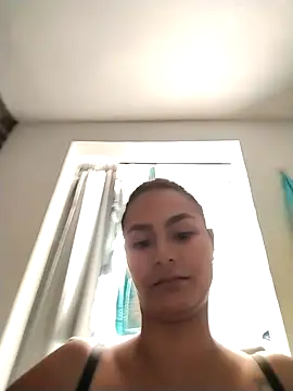 Snapshot of gabysanta_ chatting on May 4, 5:42 pm gabysanta online show from May 4, 5:42 pm