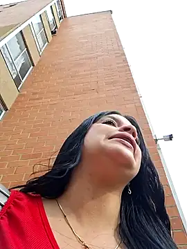 Snapshot of Eiimy_pretty chatting on October 23, 8:18 pm Eiimy pretty online show from October 23, 8:18 pm