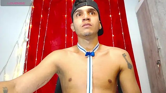 Angel latinboy online show from February 12, 1:39 pm