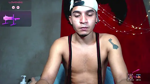 Angel latinboy online show from May 25, 1:28 pm