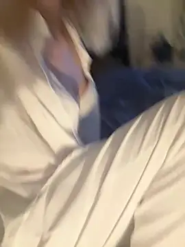 DaryaDoll online show from March 12, 5:30 pm