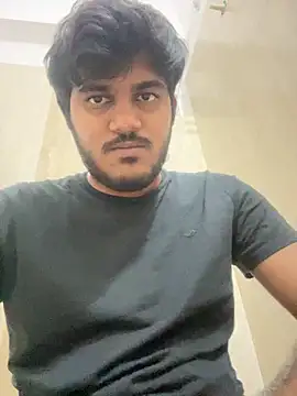 Snapshot of hotboy_hyd1 chatting on May 5, 9:01 pm hotboy hyd1 online show from May 5, 9:01 pm