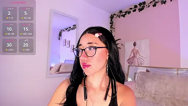 Snapshot of Miacorner_ chatting on November 29, 9:51 pm Miacorner online show from November 29, 9:51 pm