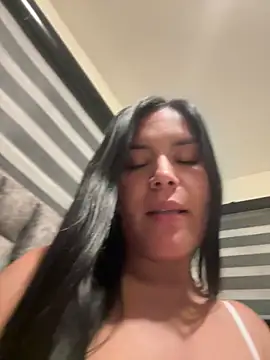 MacaW09 online show from April 13, 12:27 am