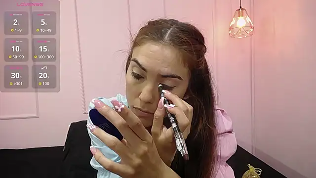 Snapshot of danna7cute chatting on September 19, 8:53 pm danna7cute online show from September 19, 8:53 pm