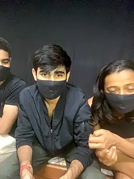 Snapshot of Joy_Love_Roxie chatting on October 29, 6:31 pm Joy Love Roxie online show from October 29, 6:31 pm