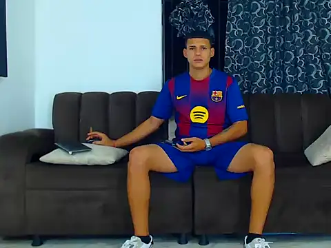 Snapshot of jefferson_exotic21 chatting on November 25, 4:45 am jefferson exotic21 online show from November 25, 4:45 am