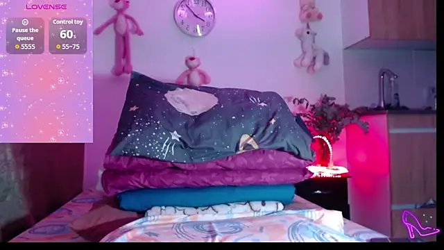 AllysonStonne online show from March 26, 1:11 am