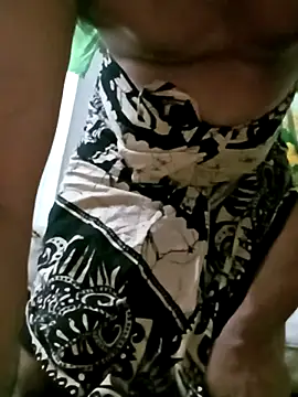 Snapshot of Suranga-55 chatting on September 13, 11:15 pm Suranga-55 online show from September 13, 11:15 pm