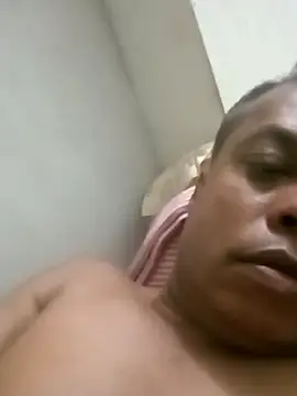 Snapshot of Suranga-55 chatting on October 14, 5:03 pm Suranga-55 online show from October 14, 5:03 pm