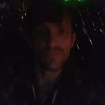 Snapshot of handyman7766 chatting on November 8, 12:05 pm handyman7766 online show from November 8, 12:05 pm