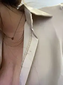 jiajia1060 online show from November 20, 1:00 pm