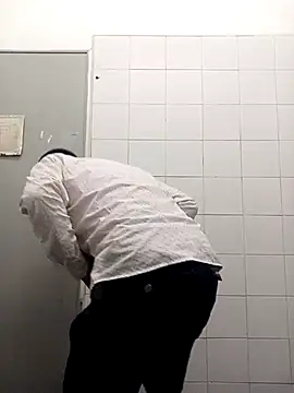 Snapshot of AssHotBoytwink chatting on November 14, 10:29 pm AssHotBoytwink online show from November 14, 10:29 pm