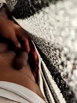 Sexyhotboy7inch online show from November 17, 1:44 am