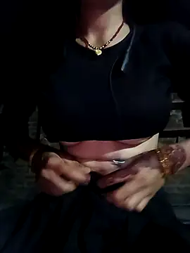 SpicyRoshni online show from April 15, 6:15 pm