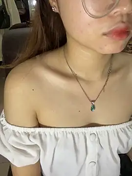 Snapshot of Meo-210123 chatting on October 11, 3:28 am Meo-210123 online show from October 11, 3:28 am