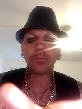 Premium-Jogurt online show from April 7, 4:40 pm