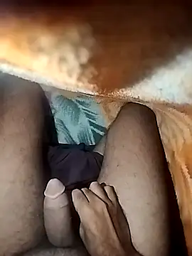 Snapshot of Raja_studio chatting on November 3, 3:46 pm Raja studio online show from November 3, 3:46 pm