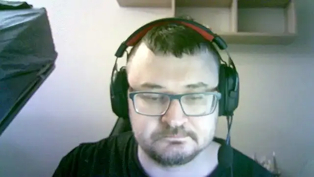 Snapshot of SirAbuser chatting on November 10, 8:24 am SirAbuser online show from November 10, 8:24 am