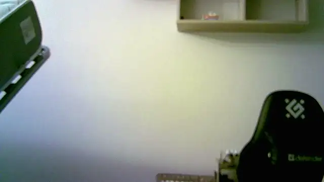 Snapshot of SirAbuser chatting on November 13, 6:23 am SirAbuser online show from November 13, 6:23 am