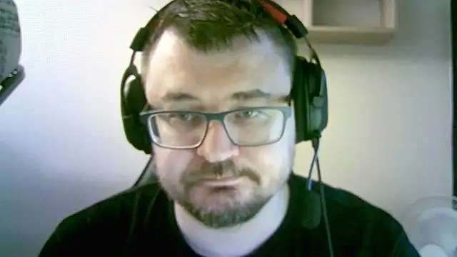 Snapshot of SirAbuser chatting on November 18, 6:51 am SirAbuser online show from November 18, 6:51 am