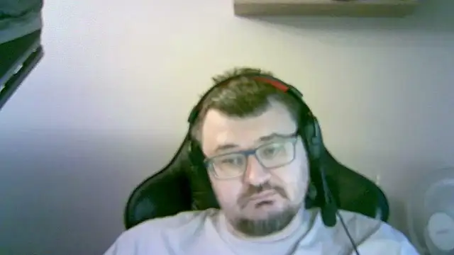 Snapshot of SirAbuser chatting on November 28, 6:49 am SirAbuser online show from November 28, 6:49 am