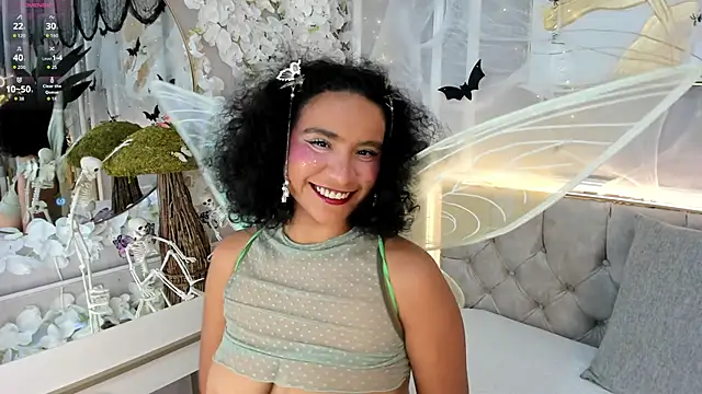 ellette   online show from October 20, 8:09 pm